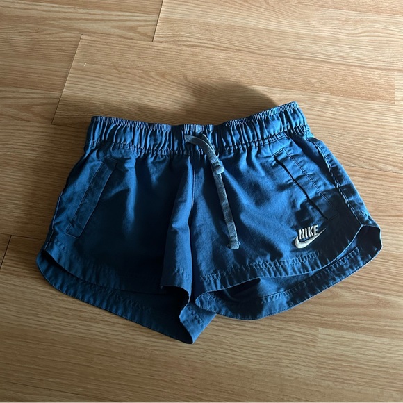 Vintage Nike Sportswear Y2K Blue Active Shorts Women’s Small - Picture 1 of 8